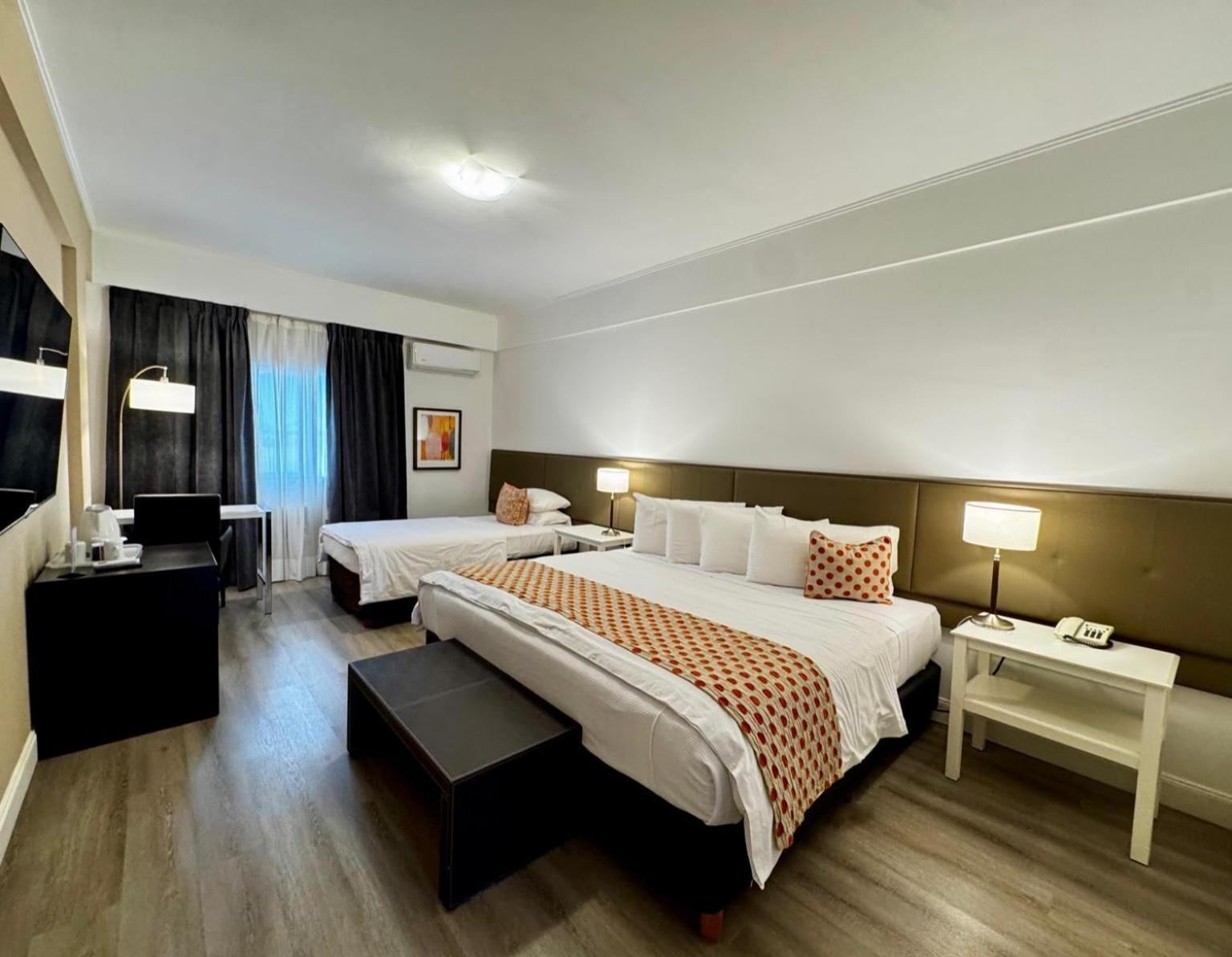 Hotel Tolosa Puerto Madryn Kültér fotó